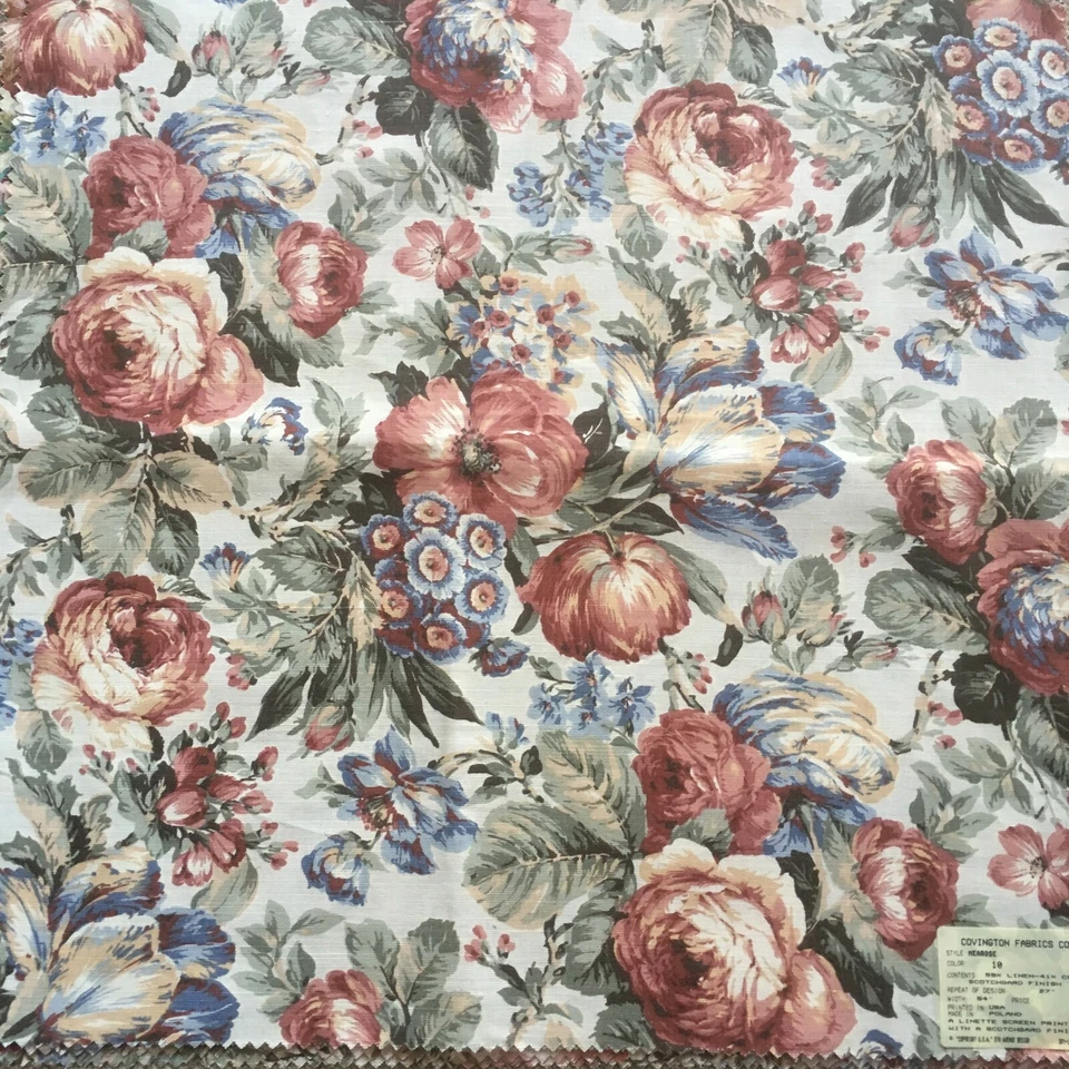  Floral Linen Cotton Fabric. 4 pieces. 26x26 each. Scotchgard Finish - Image 2 of 4
