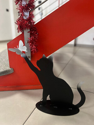 SAGOMA KATZE SPIELT MIT SCHMETTERLING 3D ORIGINAL UND NEUGIERIG