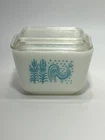 Pyrex Aqua Butterprint 502 Fridgie Refrigerator Dish White Turquoise Glass VNTG