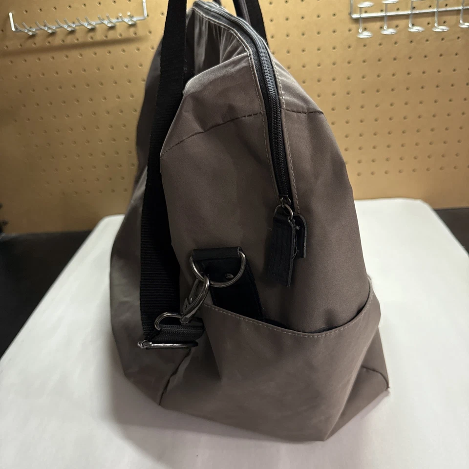 Bolsa de mão Kenneth Cole Duffle marrom/cinza grande fim de semana viagem academia pernoite - Imagem 2 de 4