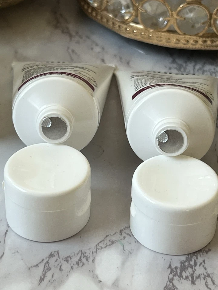 Murad Age Reform 舒缓皮肤和唇部护理专业尺寸 1.7 盎司 (50 克) 2 件套 — 第 3/3 张图片