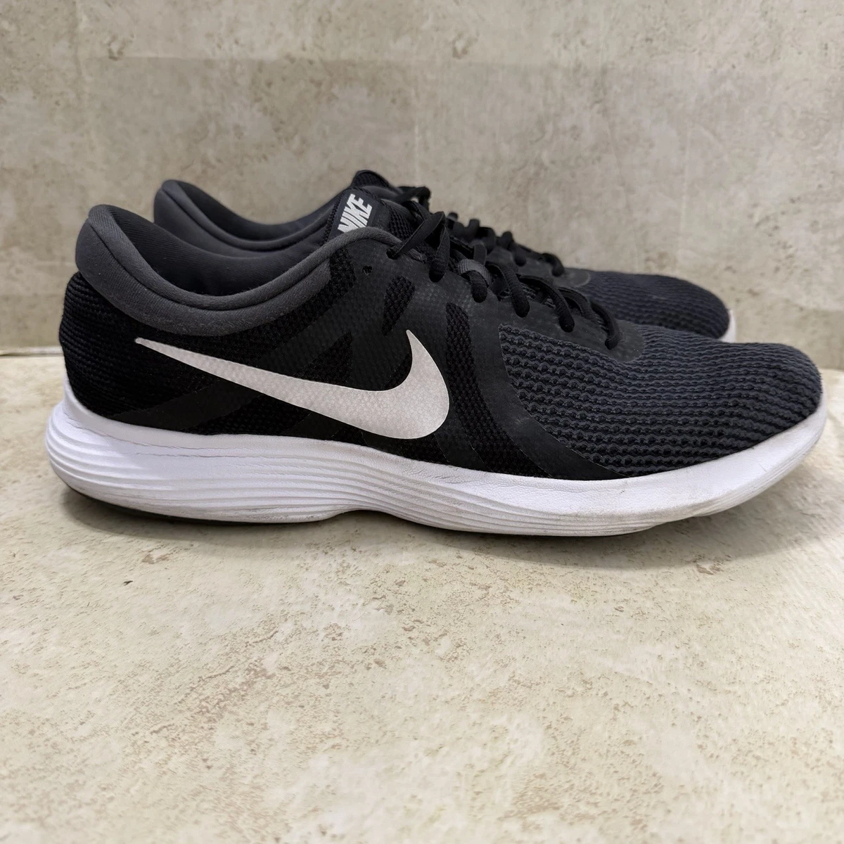Nike Men\'s Revolution 4 Running Shoes - New in box Nike Revolution 4 Black Size 9 Mens 9 (42) | Mercari main image 3
