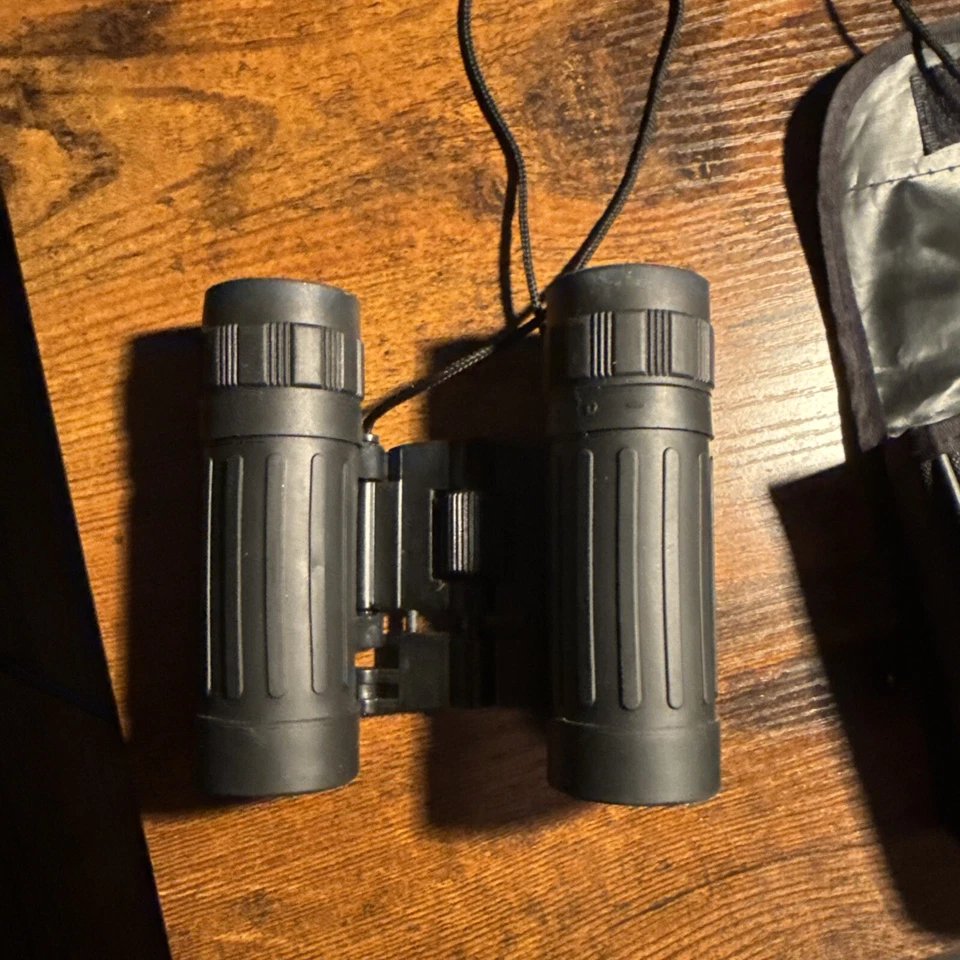 Celebrity X Cruises Binoculars Compact 8x21 Small Lightweight W/ Pouch - Image 3 of 4