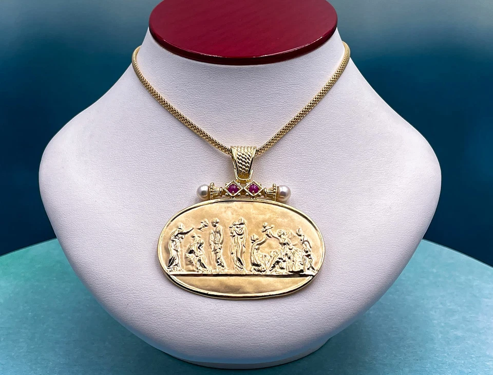 Collar TAGLIAMONTE (1614) 925SS/YGP camafeo declaración *Edades del amor*Reg. $900 Foto 2 de 4