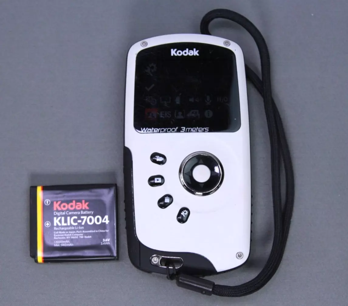 kodak play sport zx3