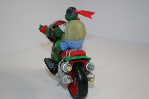 Teenage Mutant Ninja Turtle Raphael 2003 On Motorcycle, *REAR WHEEL BROKEN* - Picture 4 of 6