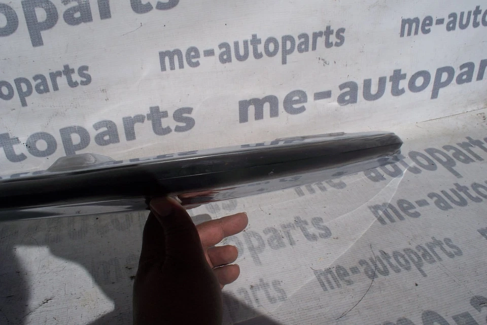 1973-1980 MERCEDES BENZ 280 450 350 W116 RIGHT FRONT BUMPERETTE FACE BAR OVERIDE - Image 4 of 4