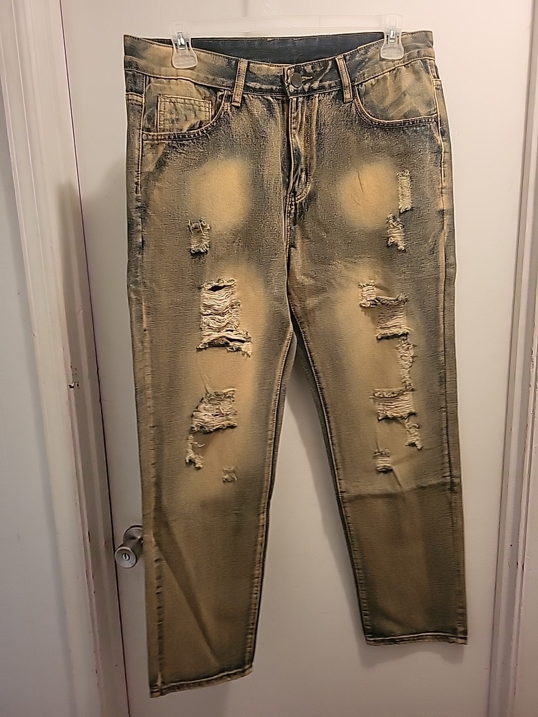 New In Bag Men's Distressed Jeans Size 36