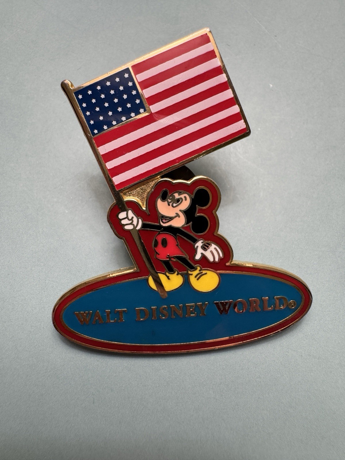 Disney Mickey Mouse Holding American Flag Walt Disney World Red WDW Pin
