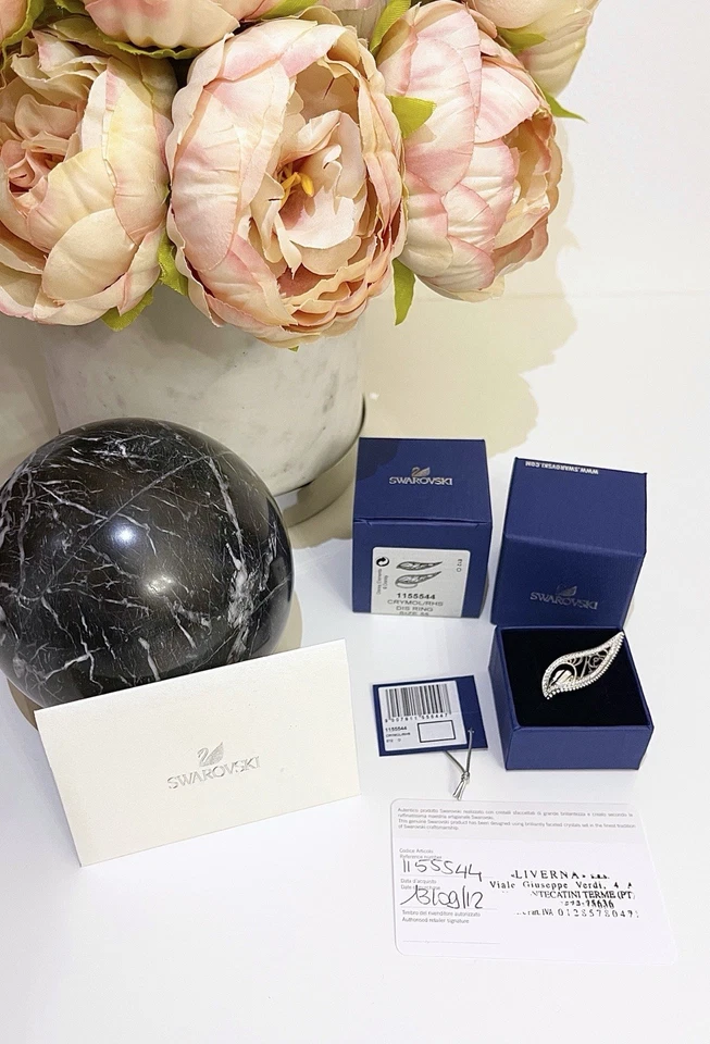 Swarovski x Disney anello ad ala Trilly pavè di cristalli Thinker Bell wing ring - Immagine 2 di 4