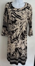 Mercer & Madison Dress Size 6 Beige & Black 3/4 Sleeves Comfortable