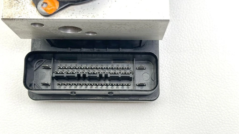 Unidad de control ABS 4891032000 TSL6087 SsangYong Actyon sports I 2007 104kW Foto 4 de 4