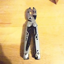 Gerber Dual-Force 12-in-1 Multi Tool w/ Sheath - 31-003585 