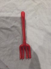 1975 Hasbro WEEBLES West Ranch Cabin Red PITCHFORK Ac