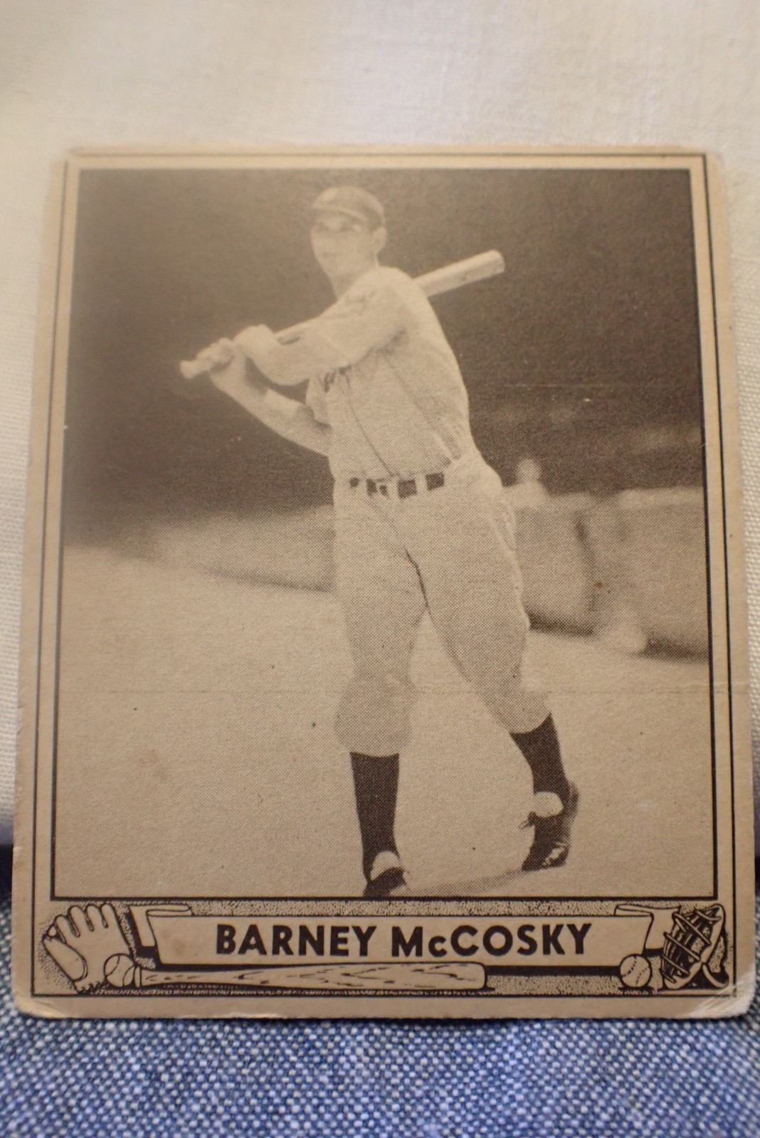 Barney McCosky #201 (Baseball Cards 1940 Play Ball) — is it worth grading?