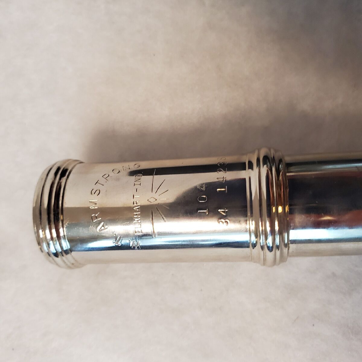 s-l1200.jpg s-l1200.jpg