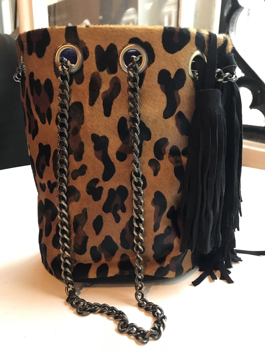 SAC CUIR V RITABLE SEAU BOURSE Panth re L opard Daim violet