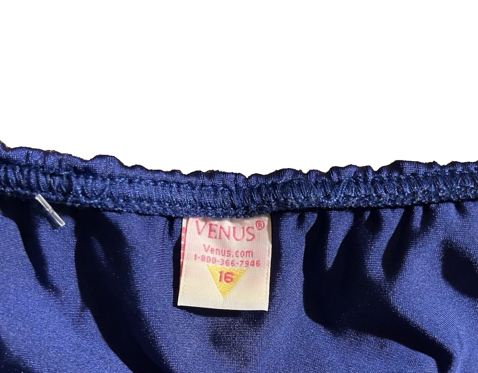 Traje de baño Venus 2 piezas traje de baño 16 parte inferior y D ajustable, con aros, almohadillas Foto 2 de 4