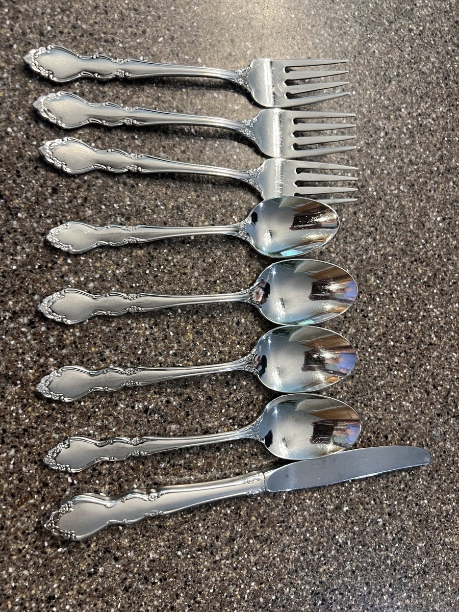 Vintage Heirloom By Oneida 18/10 Stainless Flatware 3 Forks,4