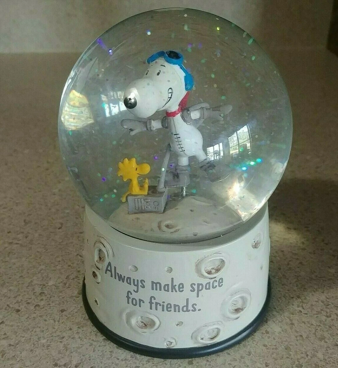 Hallmark cheap snoopy astronaut