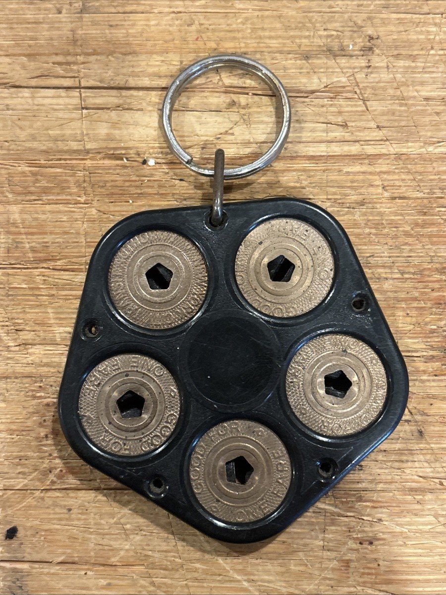 Vintage Transit token holder key chain With 5 MTA NYC
