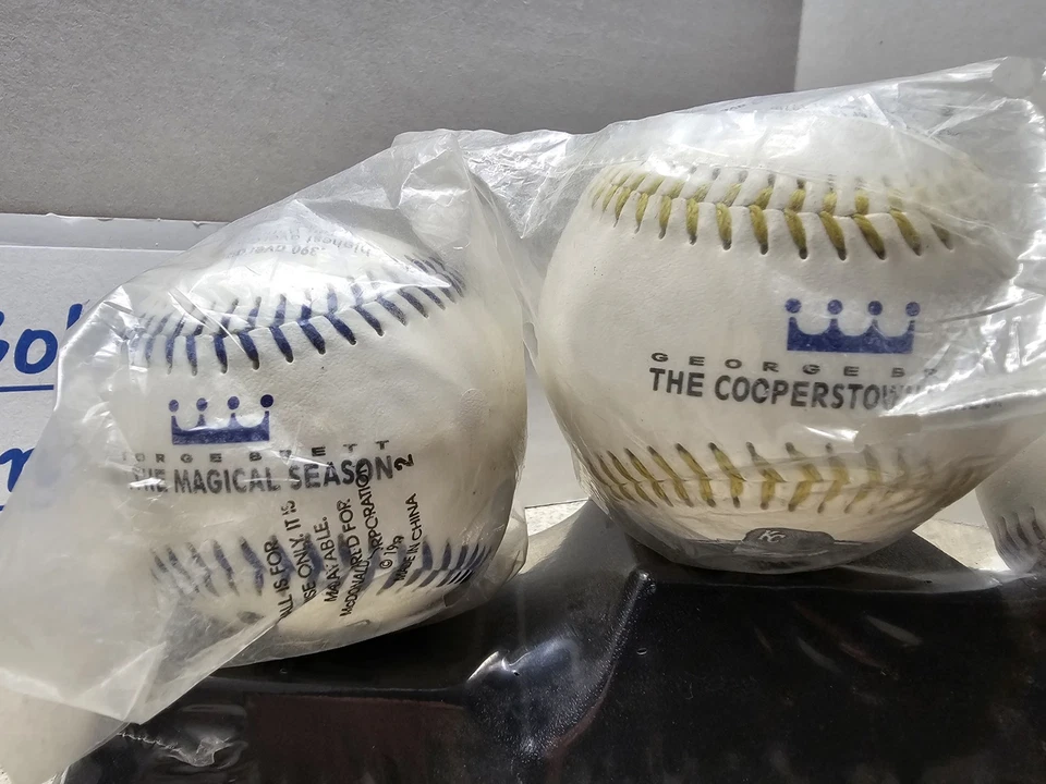 George Brett Kansas City Royals MLB 1999 Fotoball Baseball Lot Of 3 NIP - Image 2 of 4