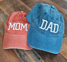2pc MOM DAD Embroidered Baseball Cap Set Red Blue Adjustable One Size