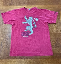 Official HBO Game of Thrones Men's Large T-Shirt House Lannister Golden Lion