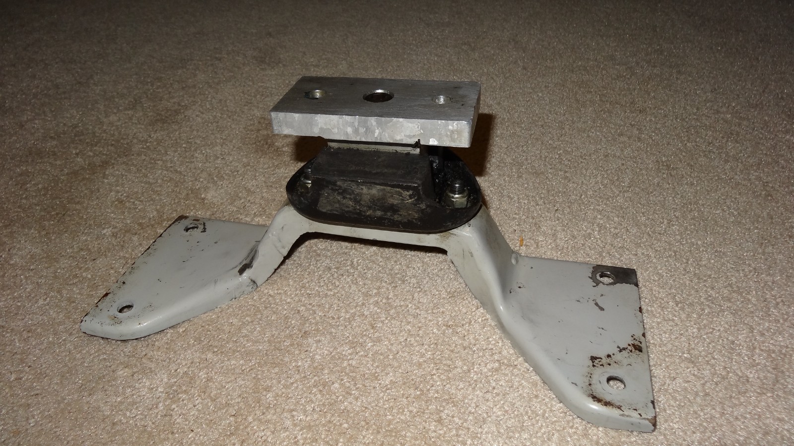 Lotus Elan transmission gearbox crossmember mount S1 S2 S3 S4