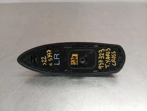 Antena para TOYOTA YARIS CROSS HYBRID AWD-I ADVENTURE 2022 957323 - Imagen 4 de 10
