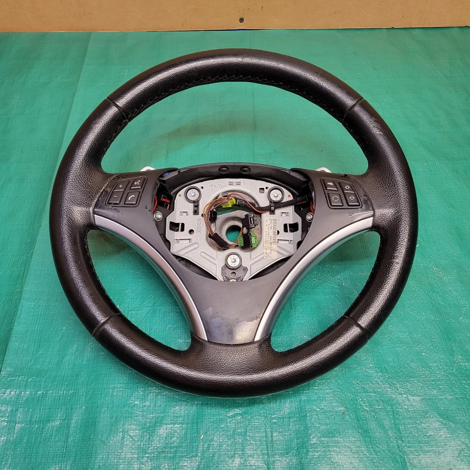 2007-2011 BMW E90 E92 E93 328i 330i 335i Sport Steering Wheel Leather W/ Paddle - Image 4 of 4