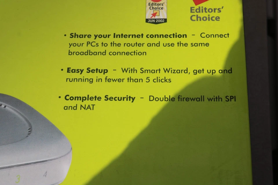 NETGEAR Model RP614 Web Safe Router with 4-Port 10/100 Mbps Switch - Image 4 of 4