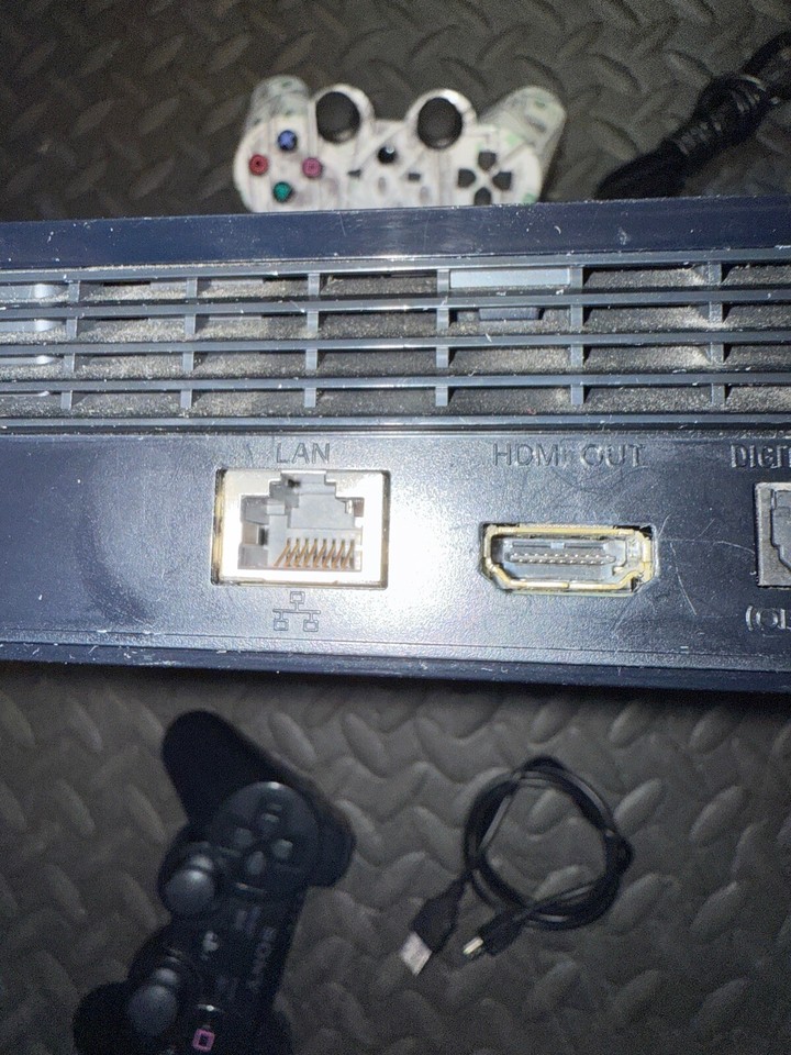 Sony PlayStation 3 + Power Cable + 2 Controllers + Charging Cable PS3