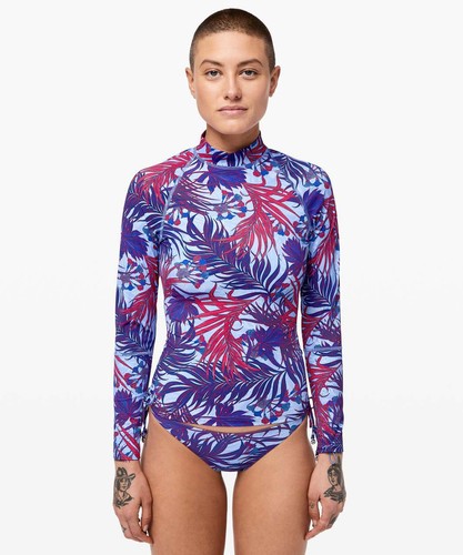 LULULEMON COASTLINE RASH GUARD, MINI TWISTED HYDRANGEA BLUE, NWT, 4 - Picture 5 of 5