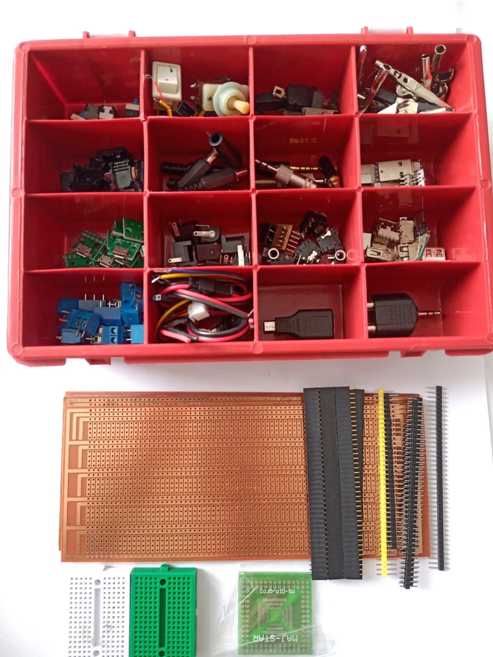 LOT of Arduinos, ATMega328, STM32F103, Sensors, Modules, OLED, connectors - Image 2 of 4