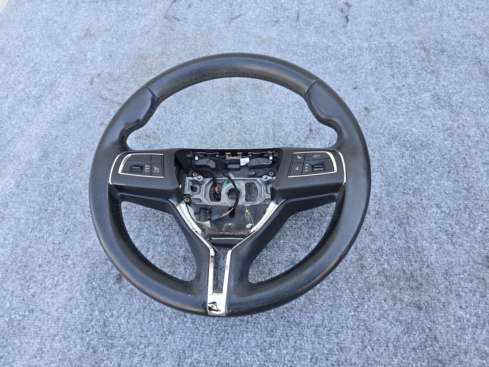 LEATHER STEERING WHEEL ASSEMBLY OEM 14-19 MASERATI GHIBLI S