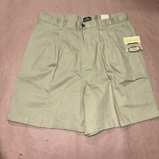 Vintage 1990  s Lee Casuals Double Pleat Khaki Shorts, Deadstock NWT, Size 18M