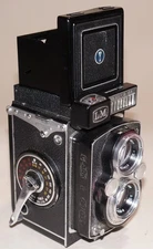 Yashica-Mat LM TLR Medium Format Film Camera w/Case