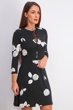 mango suit dress floral size 2 usa made in Vietnam