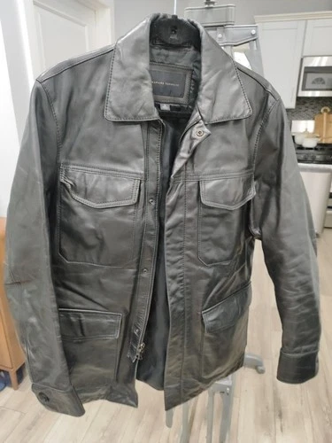 Banana Republic Men's Genuine Leather Field Jacket – Size S video thumbnail