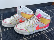 Nike Air Jordan 1 Mid GS Edge Glow White Pink Blast CV4611-100 Youth Size 6.5Y