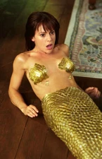 Alyssa Milano in an 11" x 17" Glossy Photo Poster mza2 Charmed