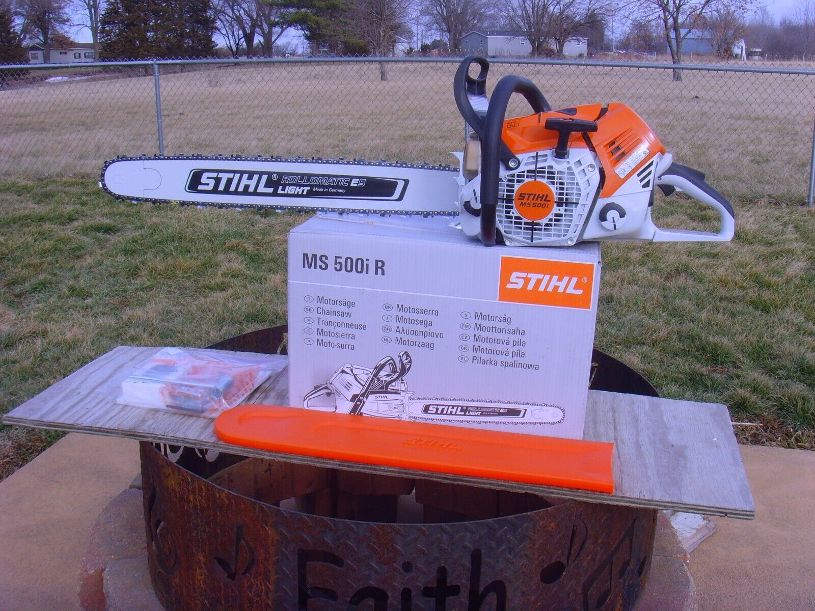 Stihl MS500i Professional Chainsaw With Electronically Controlled Fuel  Injection