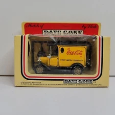 Lledo Models of Days Gone Coke Coca Cola Delivery Truck with Figures Sterilized