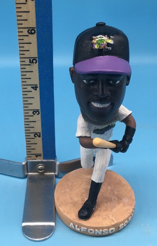 Rare Norwich Navigators Alfonso Soriano 2005 Bobblehead SGA /1000 New In Box - Picture 7 of 8