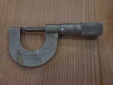 Starrett No. 575 Screw Pitch Micrometer 32-40 