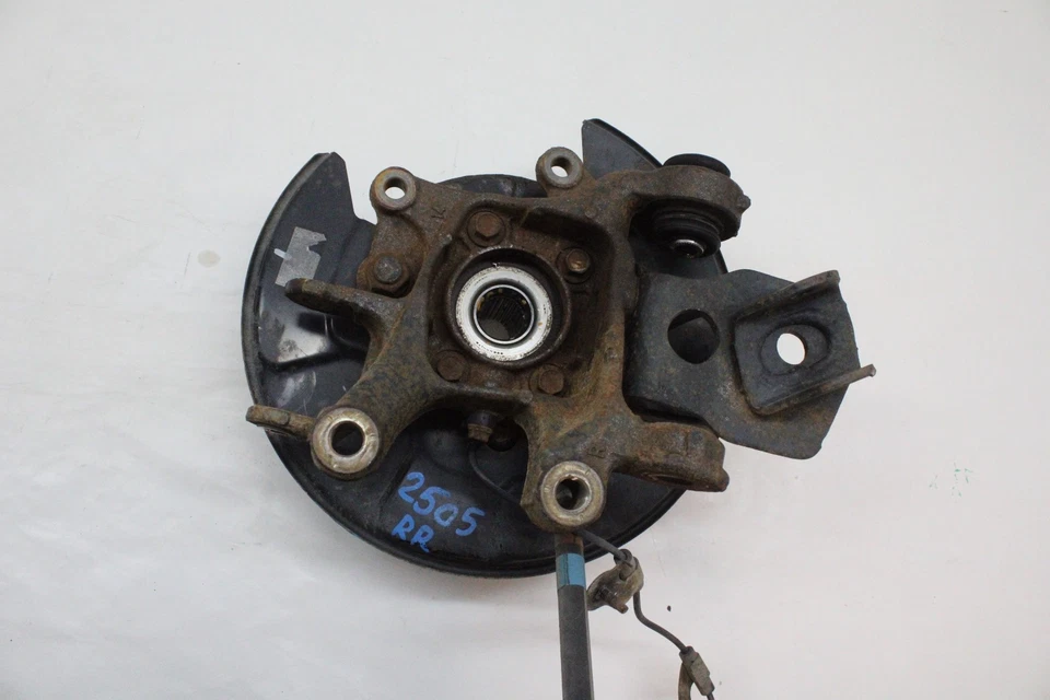 2017 TOYOTA RAV4 ЗАДНИЙ ПРАВЫЙ ШПИНДЕЛЬ КОСТЯШКИ СТУПИЦЫ OEM 2006-2018 - Изображение 3 из 4