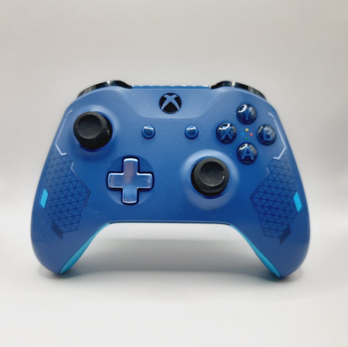 Microsoft Xbox One Wireless Special Edition Controller Sport Blue