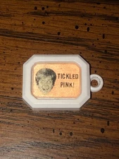 Vintage Lenticular Vari-Vue Flicker Cracker Jack Gumball Charm Prize Toy Premium