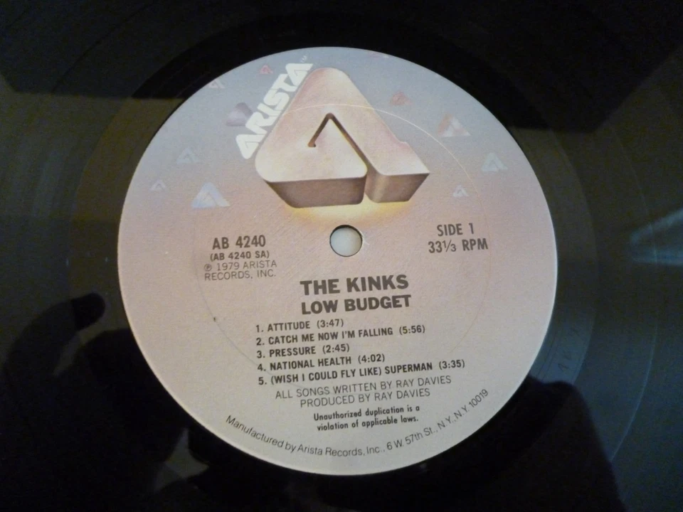 The Kinks - Low Budget LP - Arista Records AB 42400 in shrink wrap - Image 3 of 3
